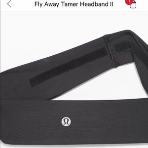Lululemon Fly Away Tamer Headband